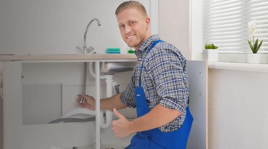 Expert burst pipe repair services in West Branch, IA